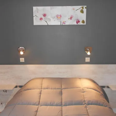 Sejour Fleuri Hotel